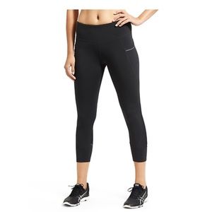 Athleta Relay Capri size small